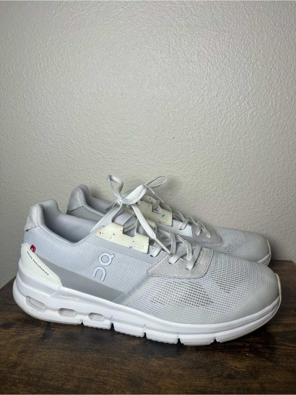 On Cloud Running Shoes Women’s Size 10